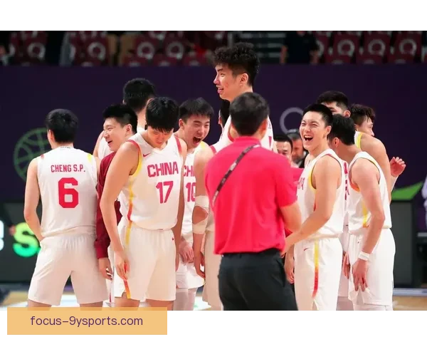 中国男篮迎战强敌，拼搏精神助力球队冲击世界杯决赛圈